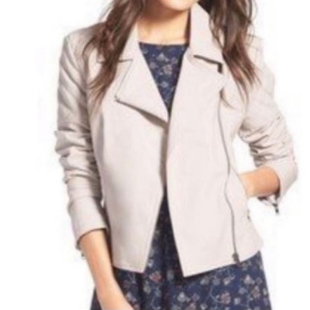 Cupcakes & Cashmere Faux Leather Moto
Jacket In Sand
